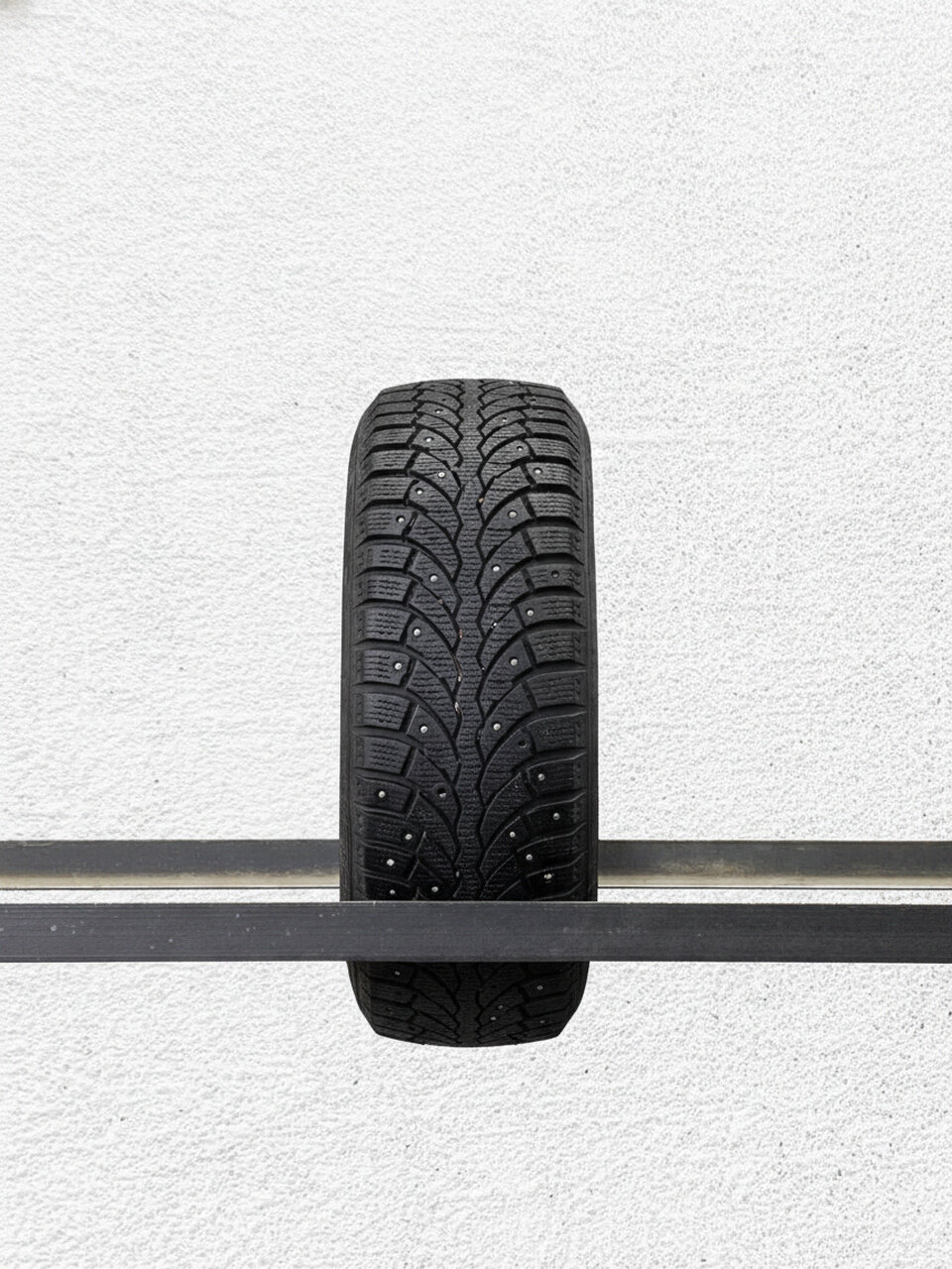 Зимние шины шипованные Formula Ice 185/60 R14 20% износ TSB035528