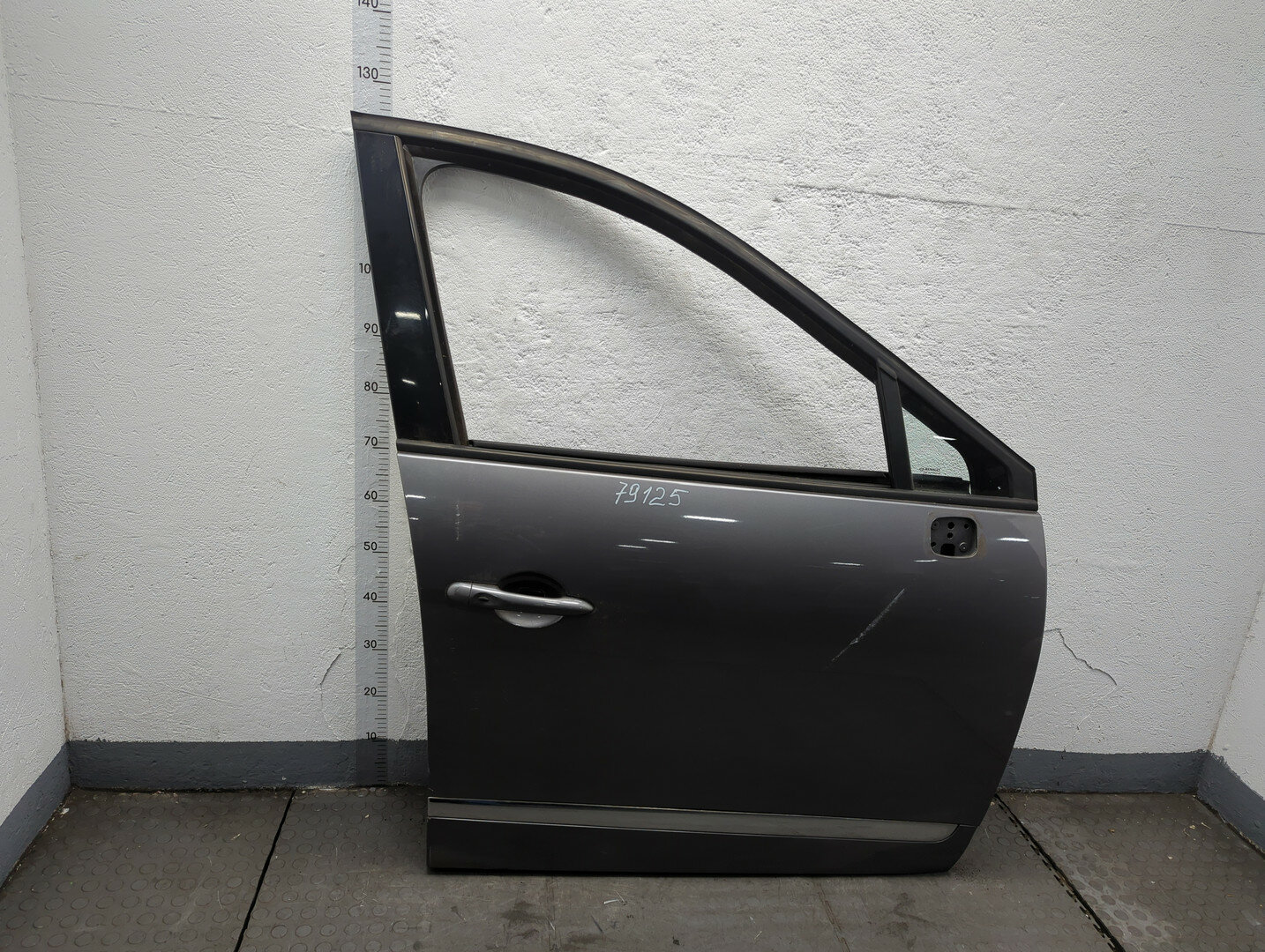 Дверь боковая (легковая) правая передняя Renault Scenic Б/У