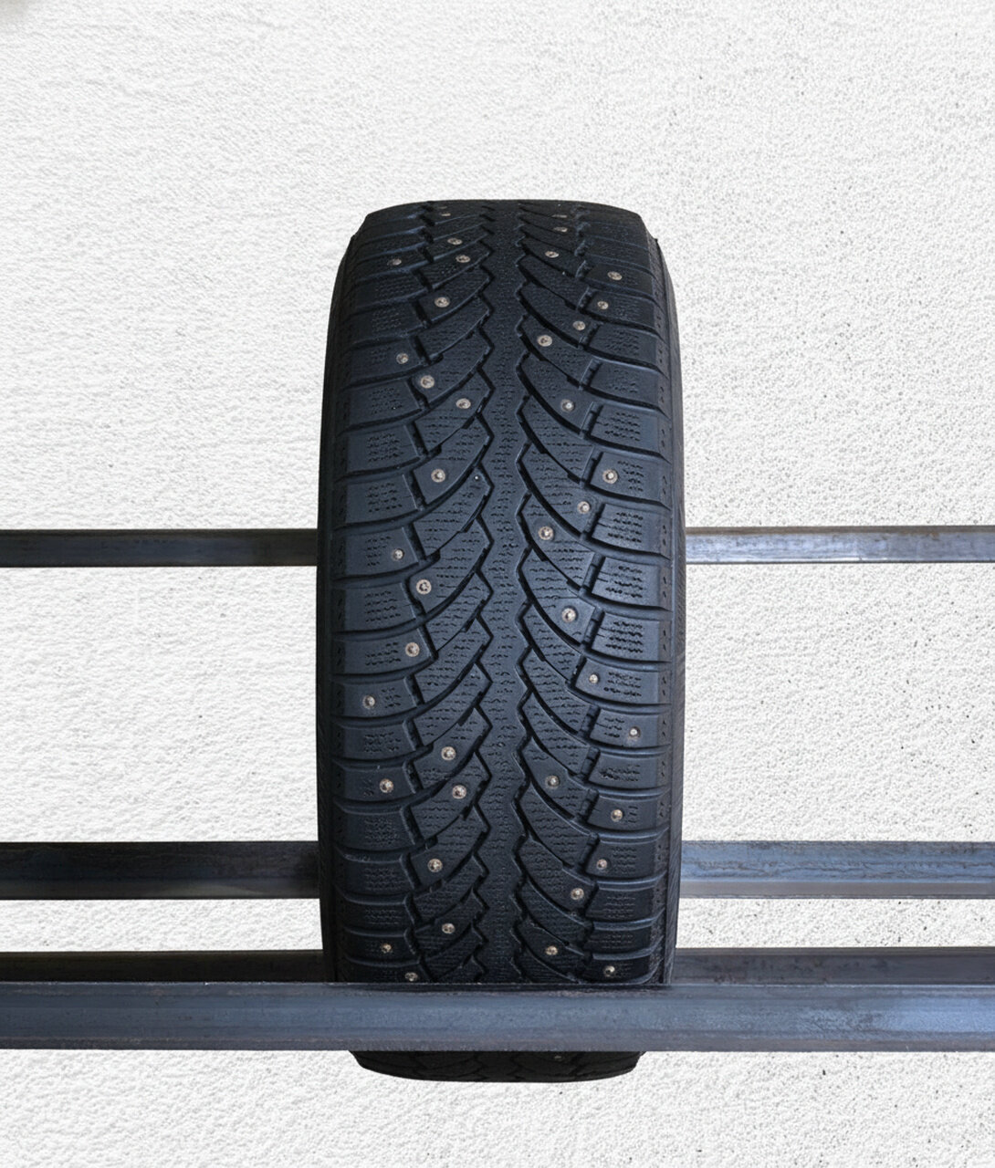 Зимние шины шипованные Formula Ice 205/60 R16 45% износ TSB047521