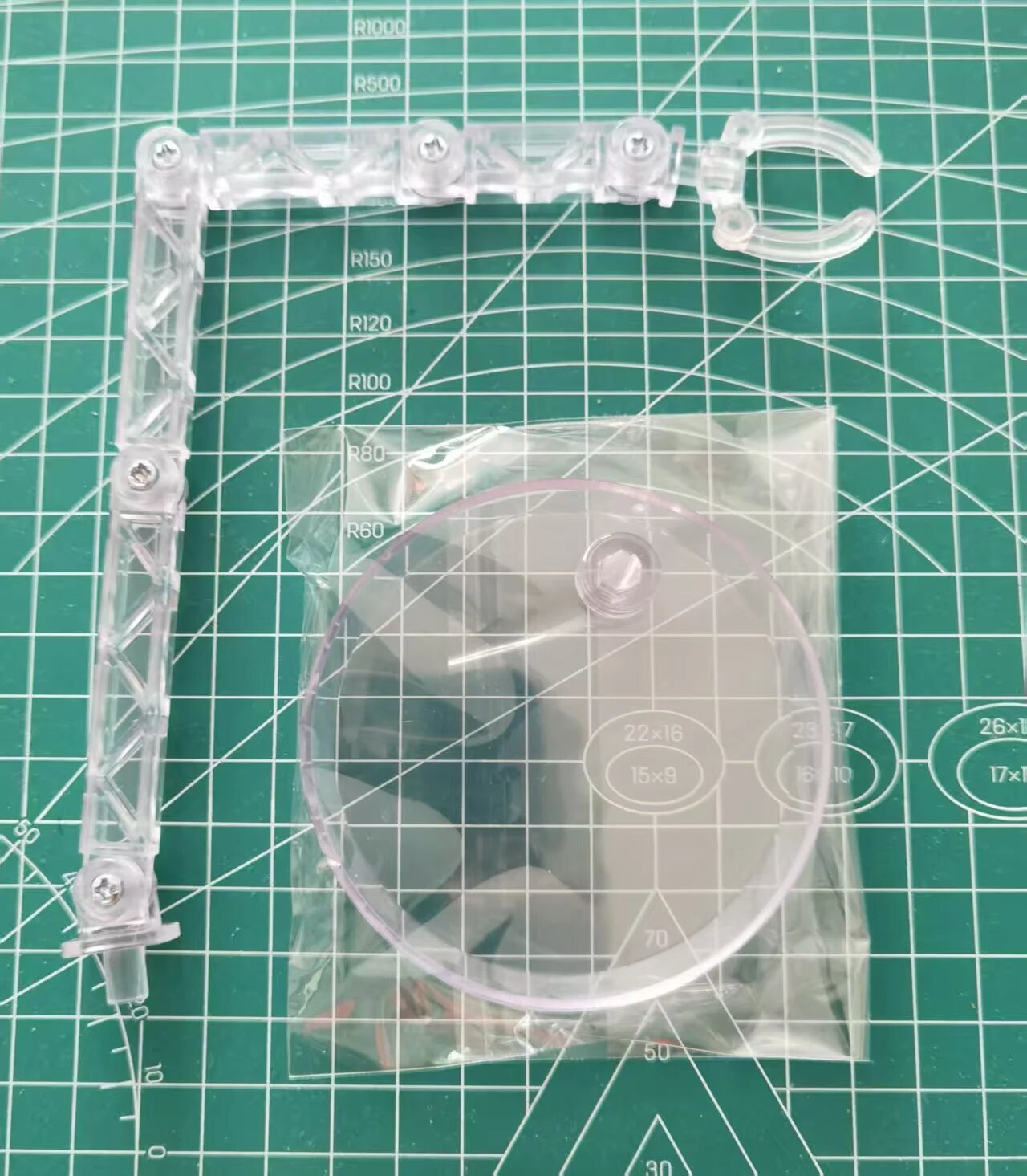 JOYTOY Warhammer 40K Фигурка капитана Ультрамаринов с джамп-паком Toy Accessory 13