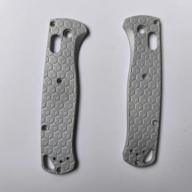 Накладки на рукоятку Benchmade Bugout 535, алюминиевый сплав, Stonewash, комплект из 7 Hexagon White