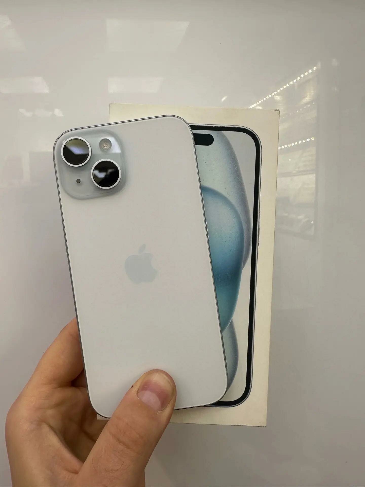 Apple iPhone 15 128Gb sim+ eSim без RuStore