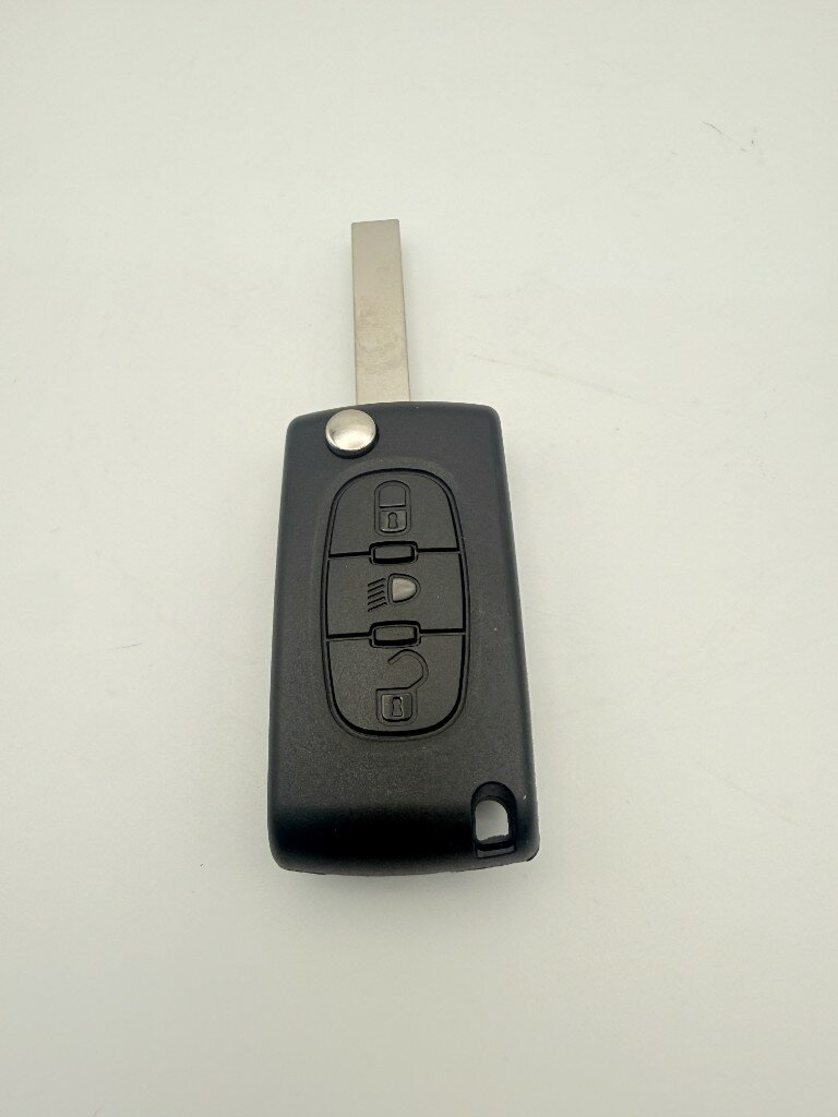 Корпус ключа 3 кнопки Peugeot 308, 407, 3008, кнопка света, с пазом, с батарейкой, лезвие HU83, FS-PEUGEOT-06