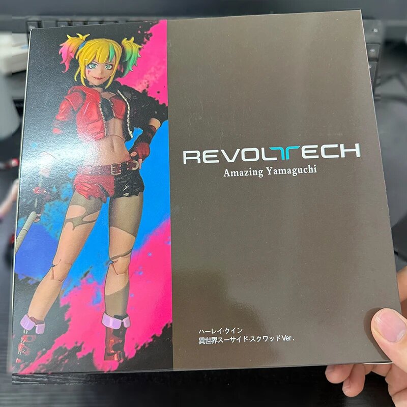 Фигурка Revoltech AMAZING YAMAGUCHI Харли Квинн Bandai with box