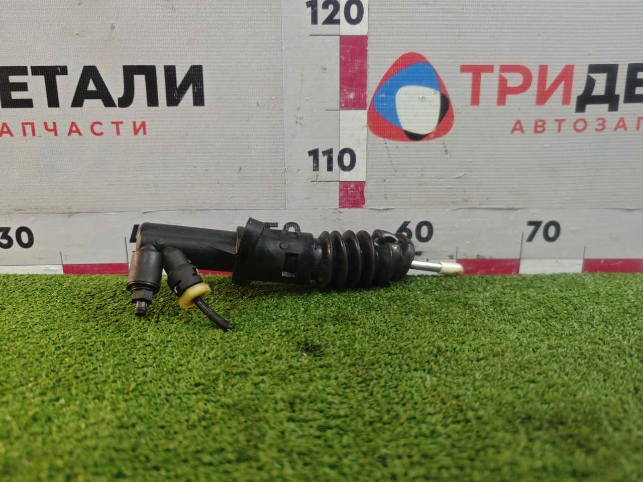 Рабочий цилиндр сцепления Peugeot 408 1.6 10JBDZ 2013 (б/у)