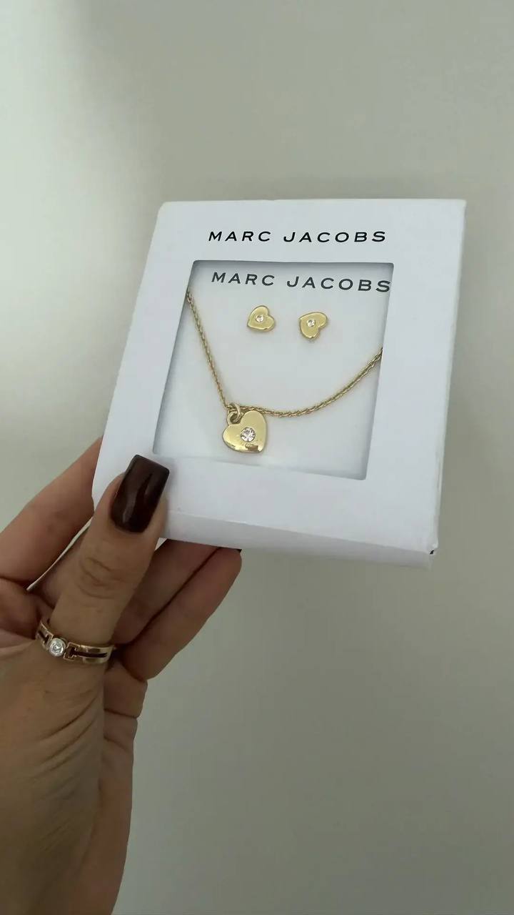 Комплект бижутерии MARC JACOBS: серьги, подвеска