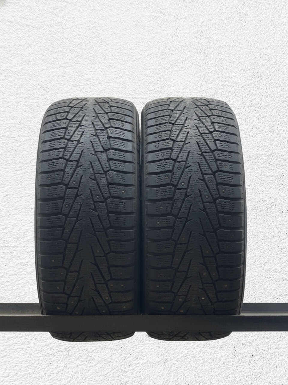 Зимние шины шипованные Nokian Tyres Hakkapeliitta 7 285/60 R18 35% износ GDE210
