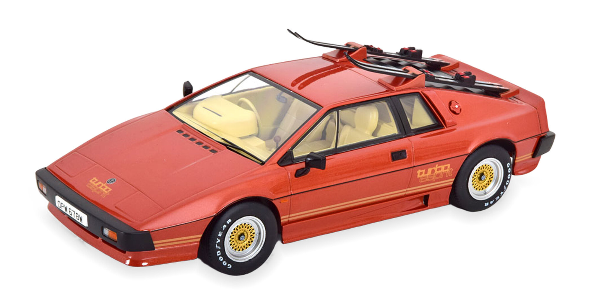 Модель коллекционная KK-SCALE Lotus esprit turbo movie version with ski 1981 copper golden