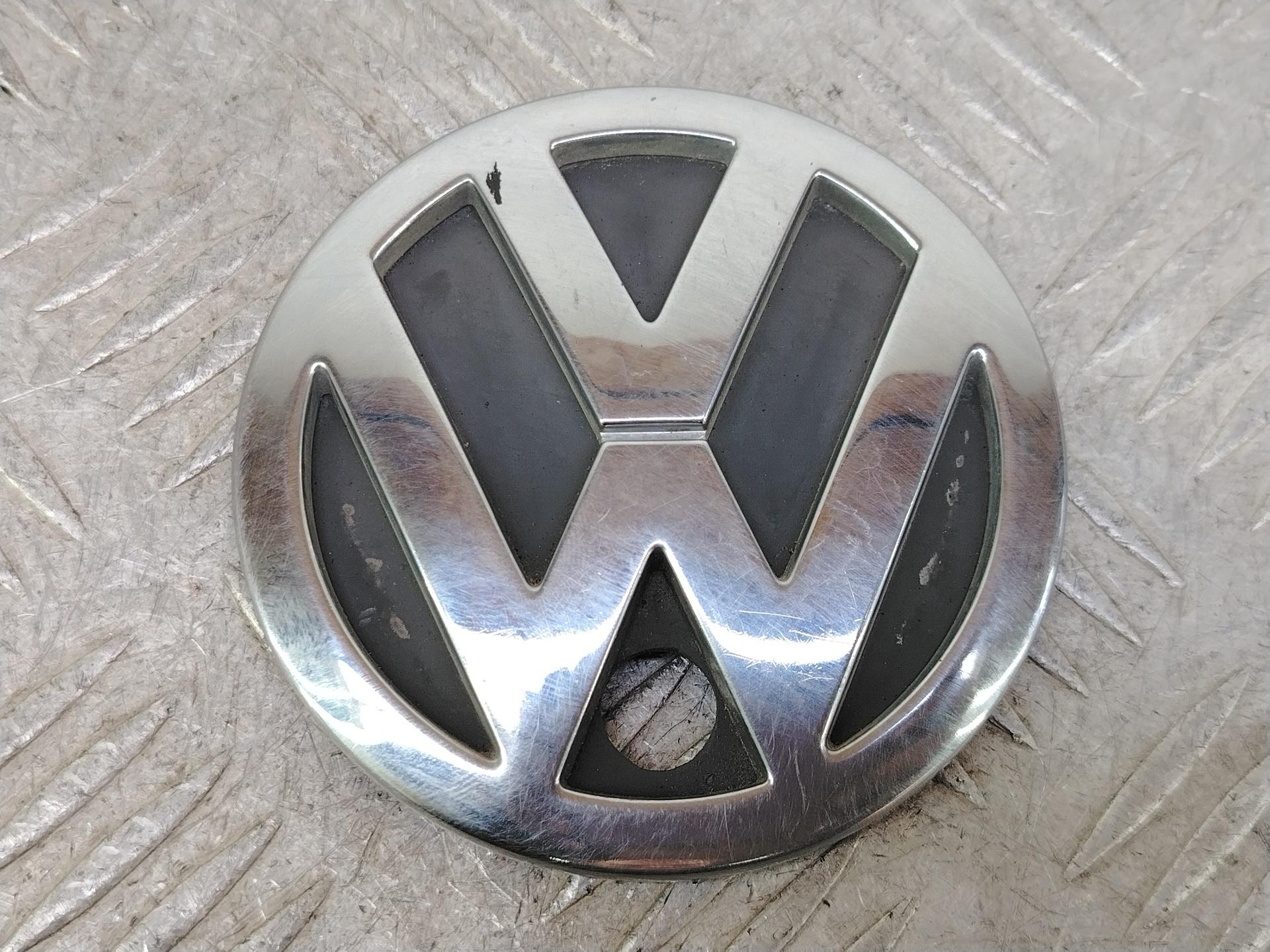 Значок (эмблема) крышки багажника Volkswagen Bora 1 1J2 2003 32475610