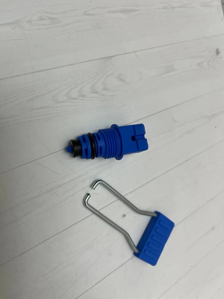 Кран подпитки Bosch 6000, Buderus 072, 87186445920nn (новый