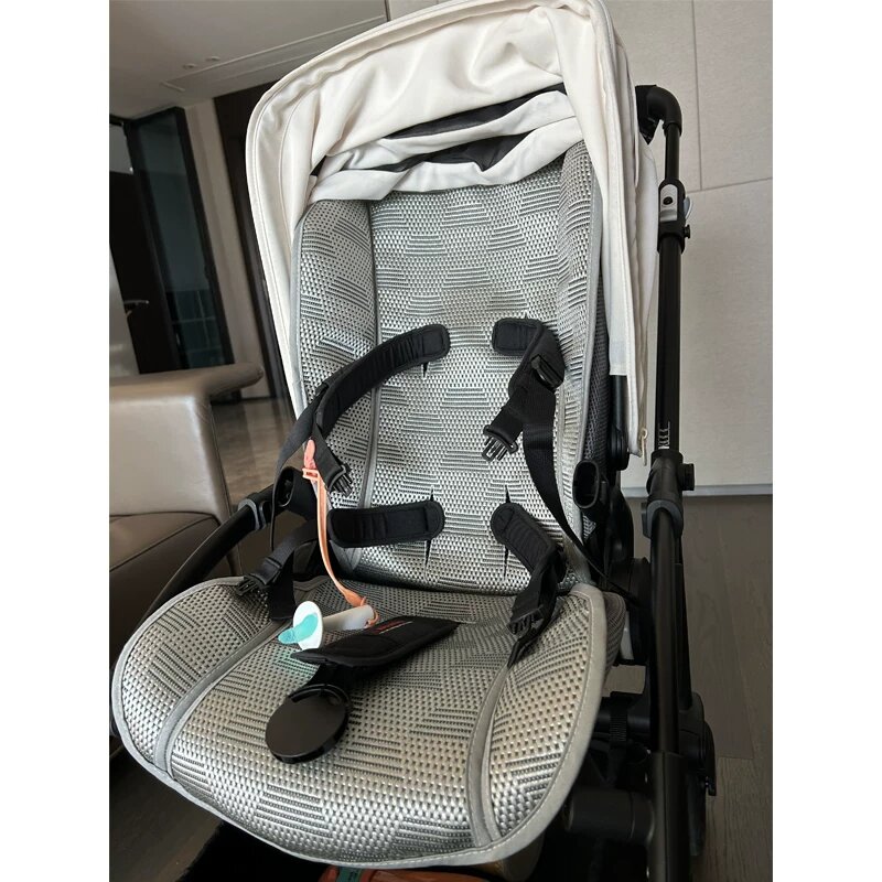 Индонезийская вязаная подстилка для коляски Bugaboo Camaleon3 C3, серый цвет