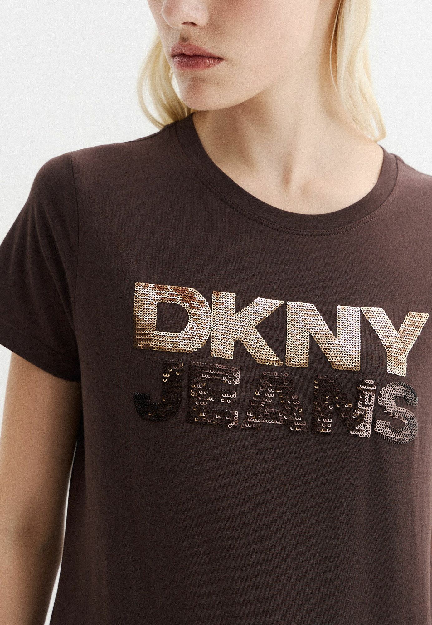 Футболка DKNY, размер M, коричневый — фото 1