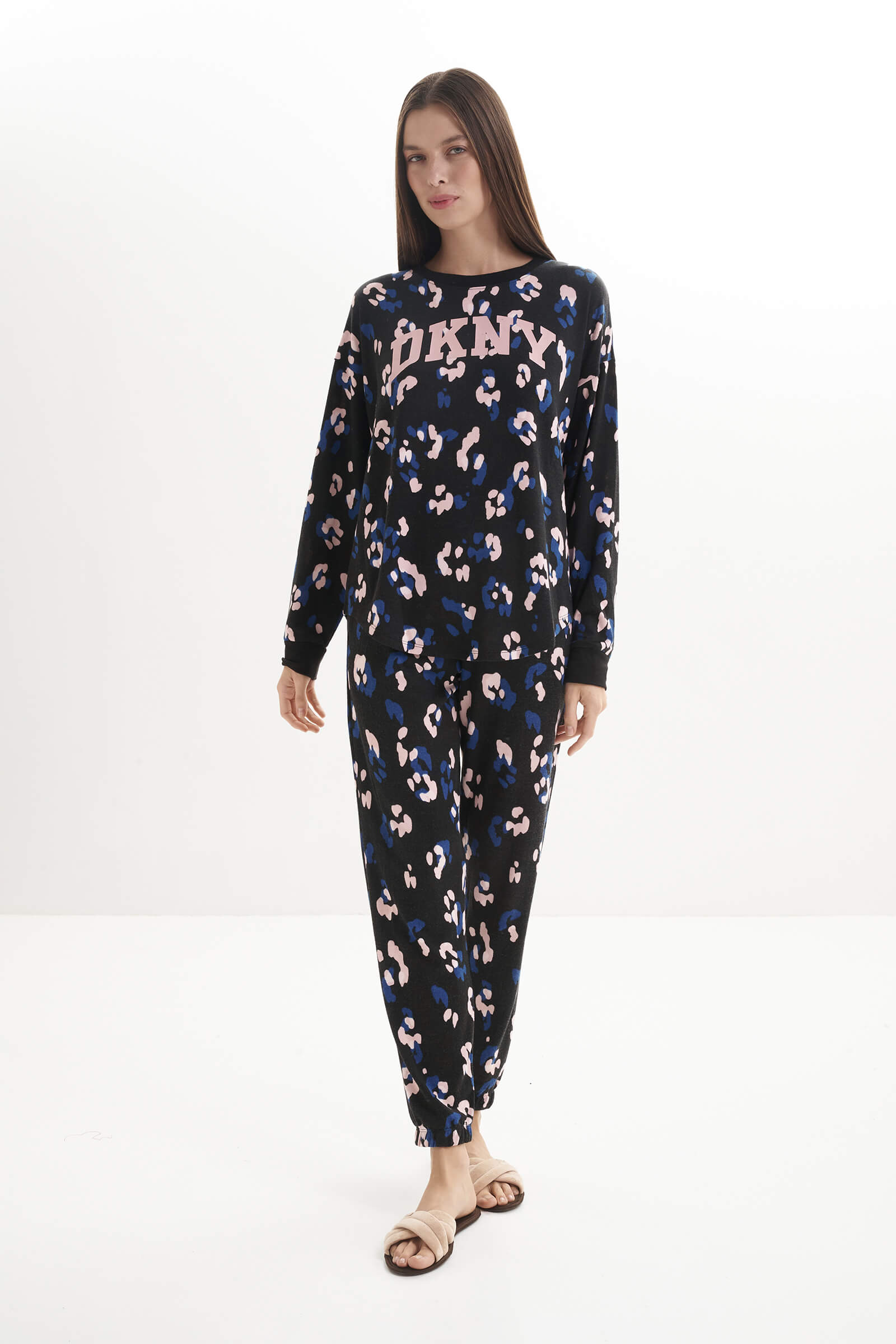 Комплект DKNY Falling For Fall