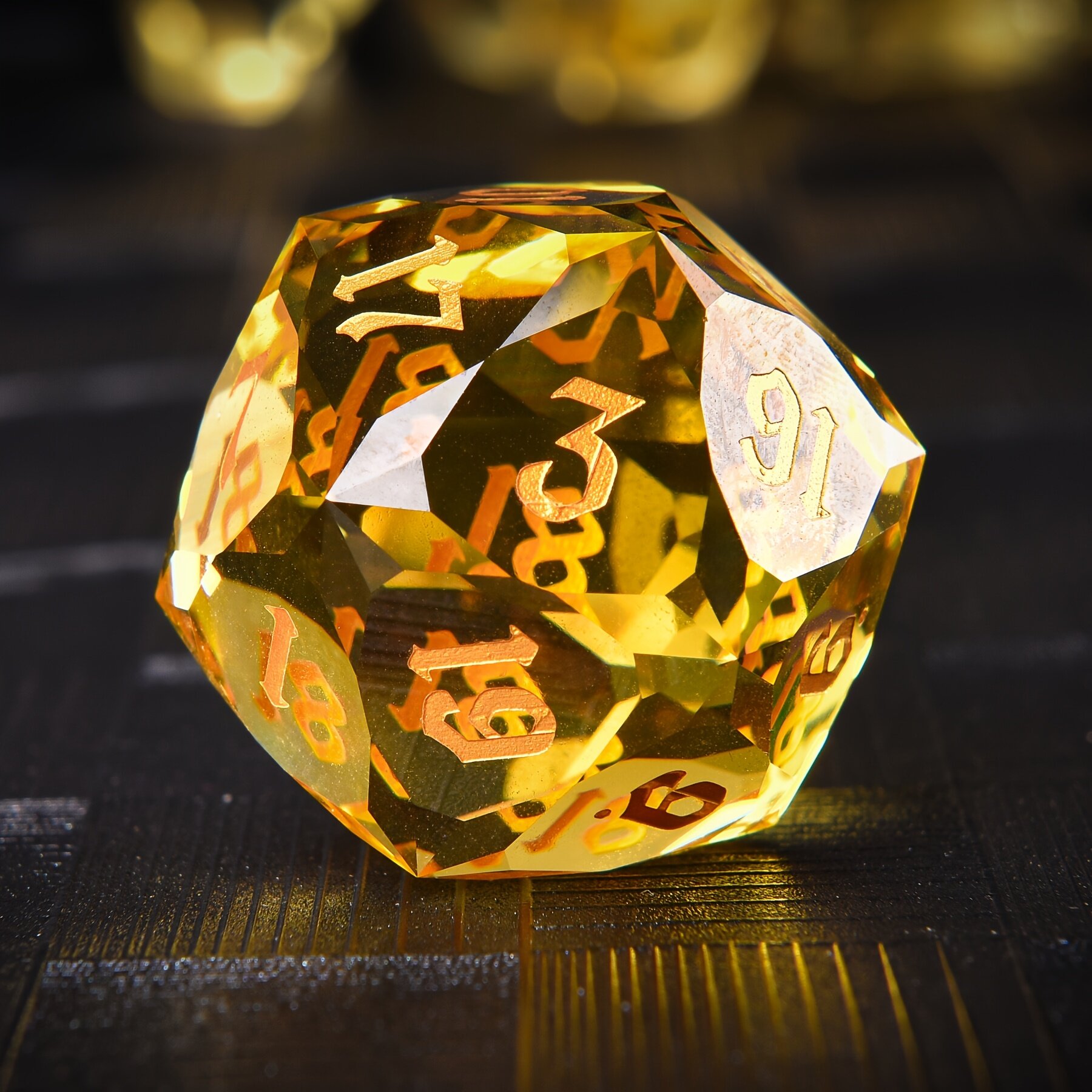 Стеклянный кубик d20 жёлтый, 1,18 дюйма, для настольных и ролевых игр