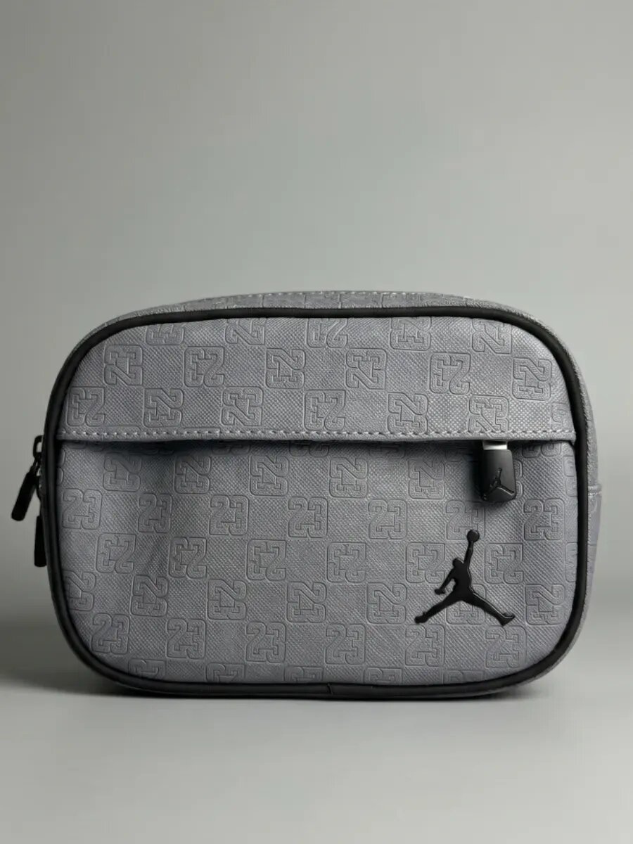 Сумка на плечо Jordan Monogram Camera Bag