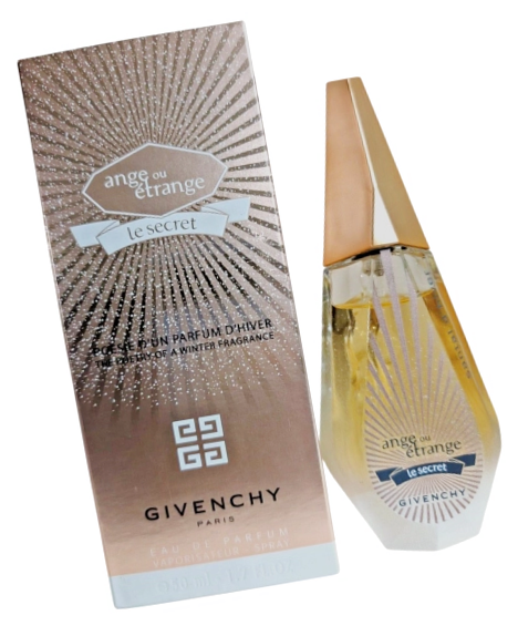 Женская парфюмерная вода Живанши Анж О Этранж Сикрет 50 мл - Givenchy Poetry Of A Winter