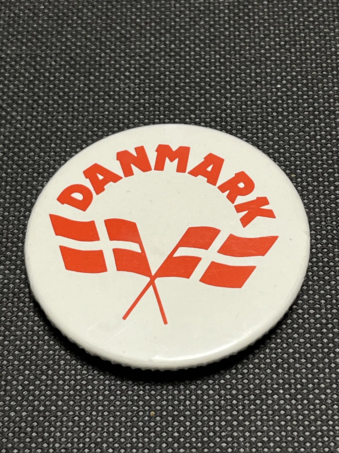 Значок «с датскими флагами Danmark»