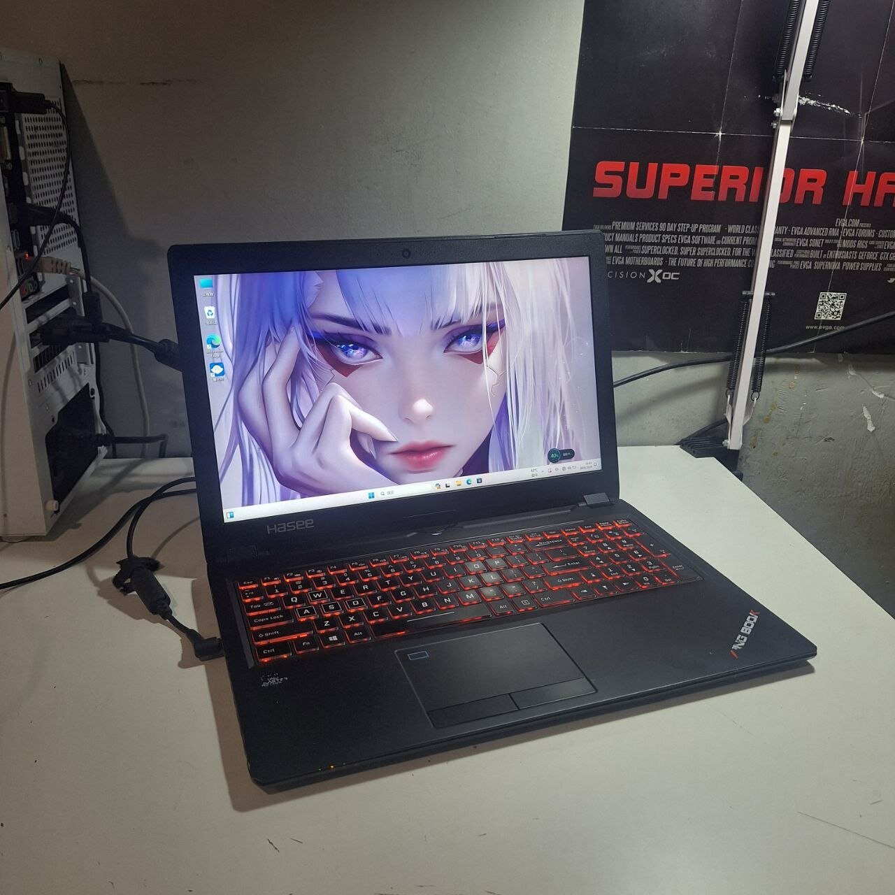 Игровой ноутбук Hasee GTX 1070 8gb, I7-7700HQ, 8gb, SSD 480gb 15.6" FullHD