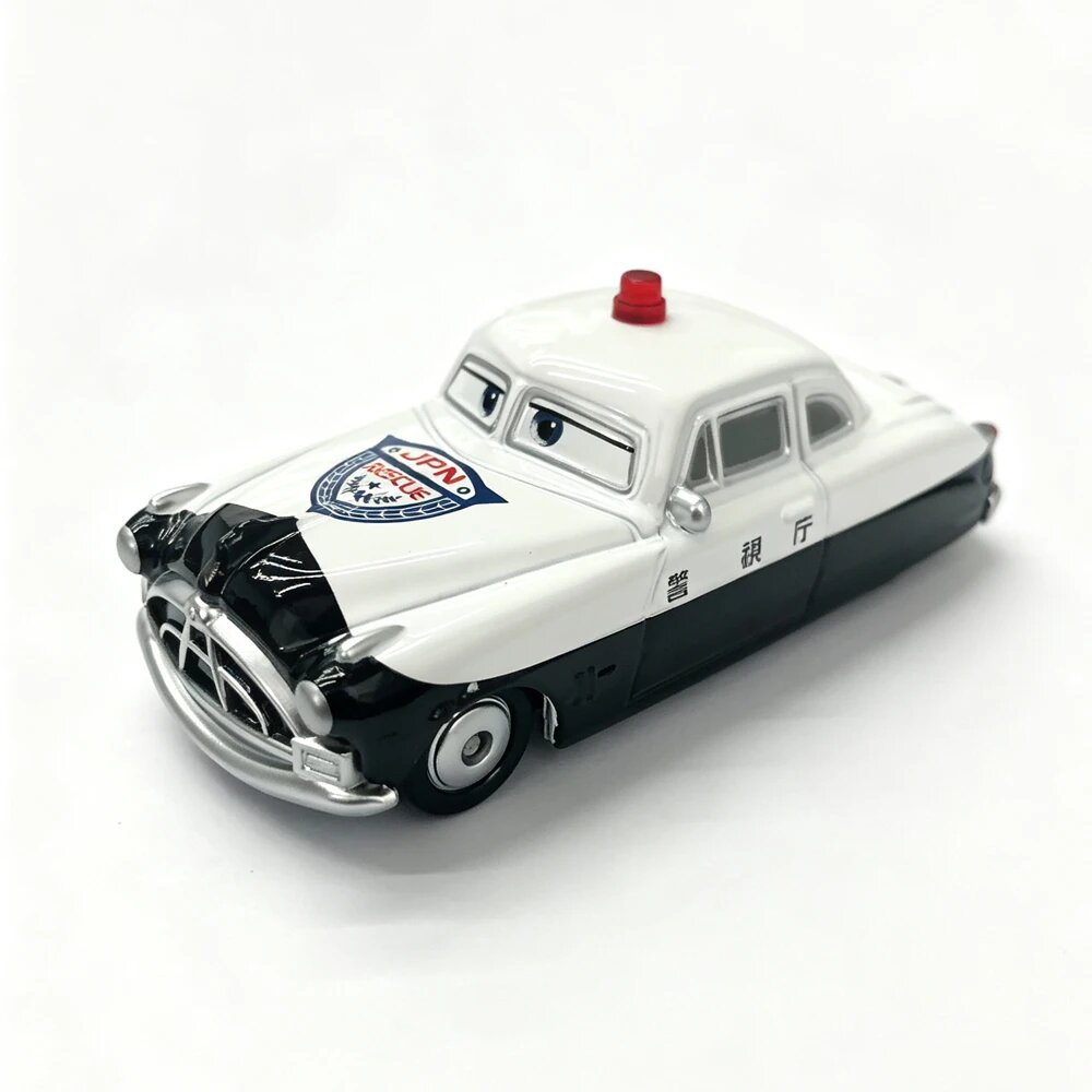 Игрушечный автомобиль TOMICA Pixar Cars 3 Sheriff Mud McQueen 1:55 Белый, C-27