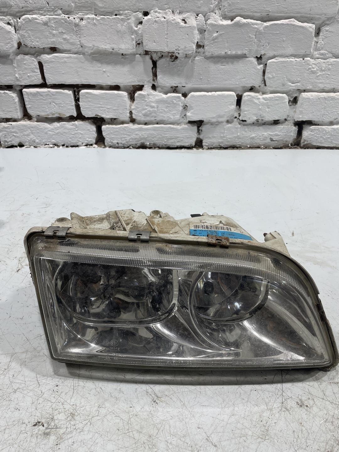Фара правая Volvo S40 1 (1995 - 2000) 1AG00786134