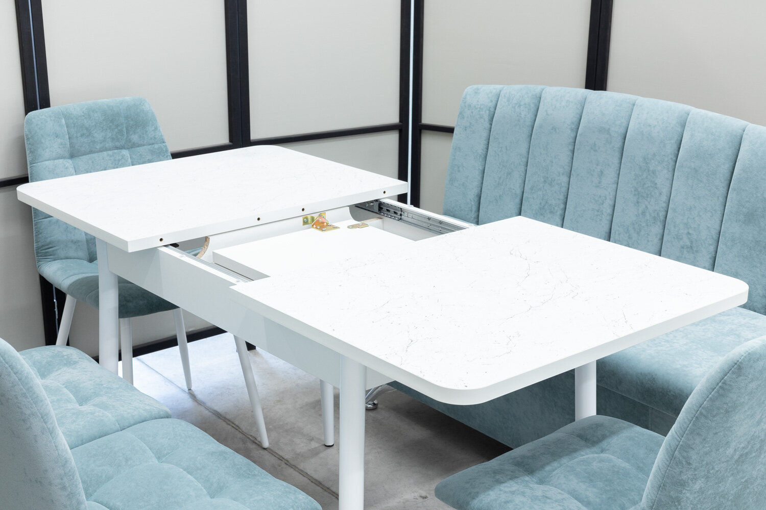 Обеденная группа Альт-3 Кватро, стол белый Ост термопластик, 110(140)х70 см, обивка дивана антивандальная, моющаяся, антикоготь, цвет ментол - фотография № 15