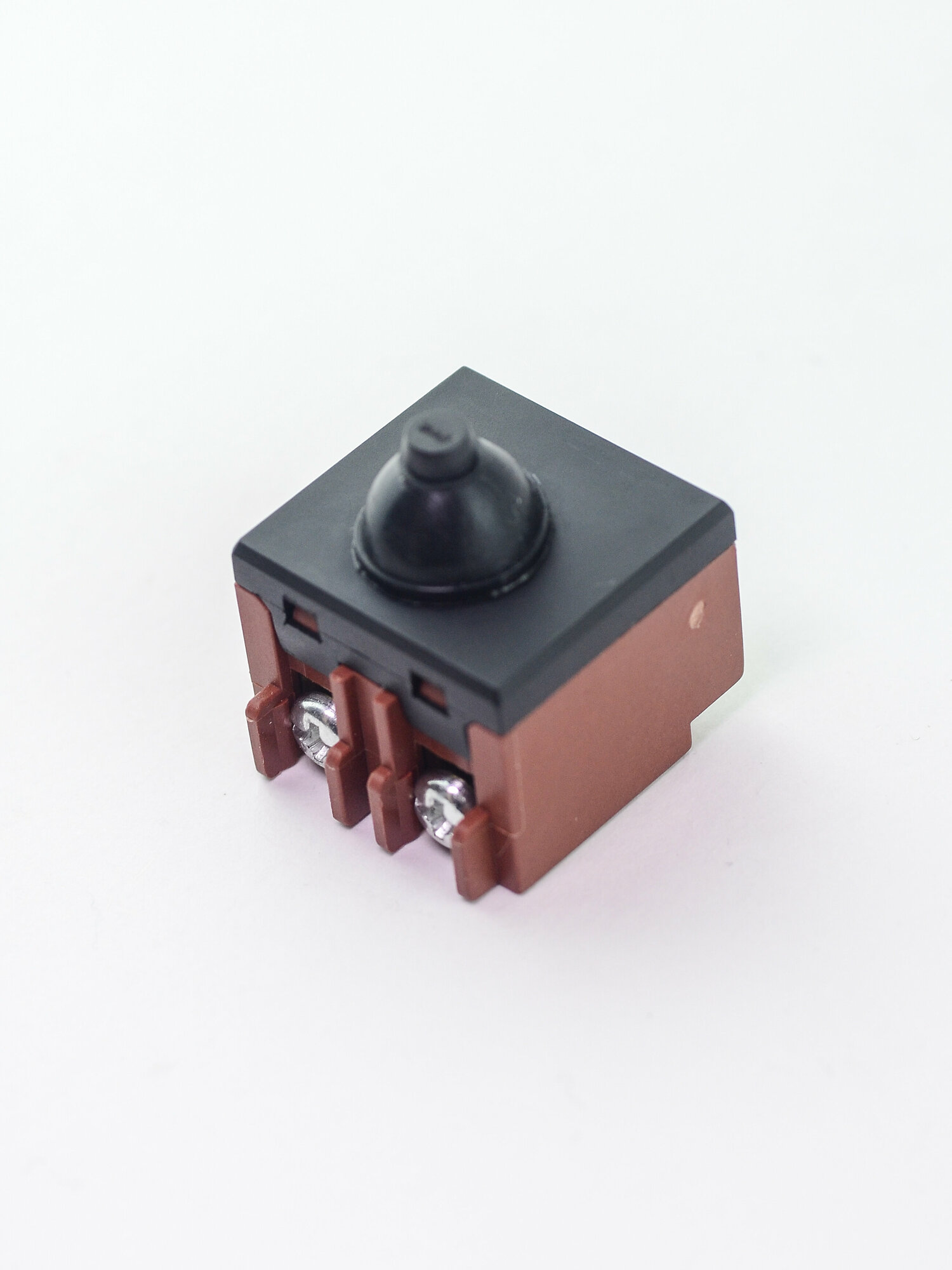 Выключатель (кнопка) для болгарки УШМ Интерскол 125/900 и для УШМ Bosch 100