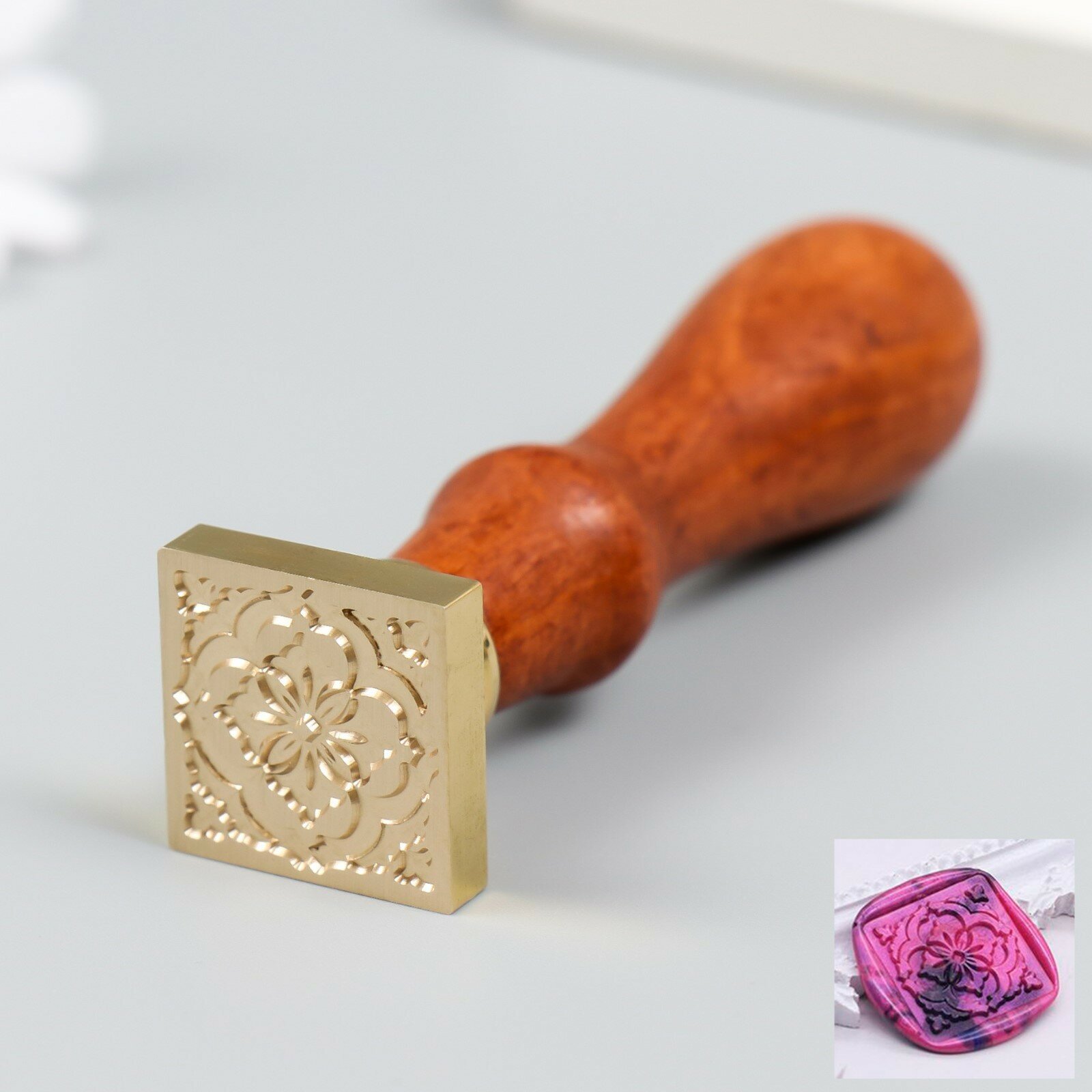 Печать для сургуча с деревянной ручкой "Ажурный цветок" 9х22х22 см
