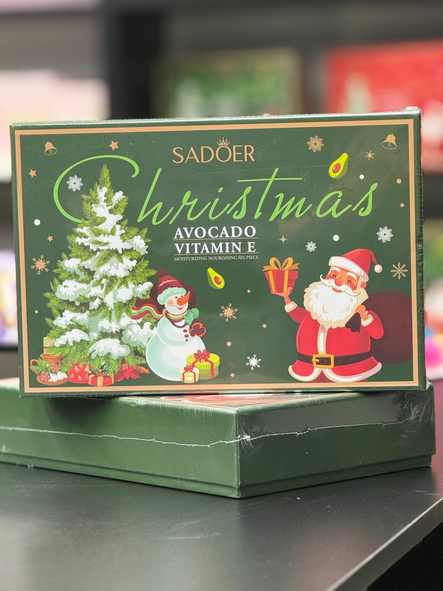 SADOER "Christmas Avocado & Vitamin E" Увлажняющий Питательный Набор из шести предметов для всех типов кожи