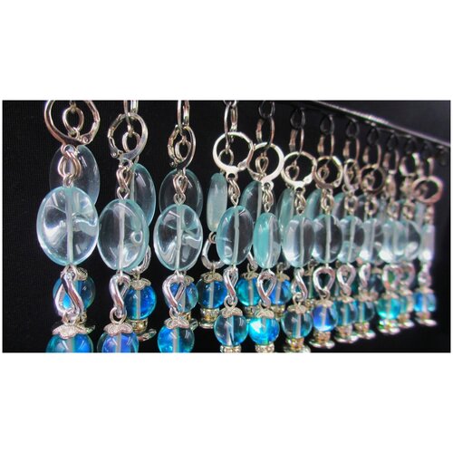 фото Серьги цепочки , бижутерный сплав, родирование, серебрение, горный хрусталь, хрусталь, стекло, голубой, серебряный adenium jewelry