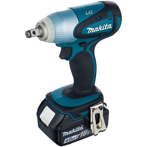 Аккумуляторный ударный гайковерт Makita DTW251RME, 4 А·ч батарея аккумуляторная b 18 2 0 li ion 18 в 2 0 ач denzel