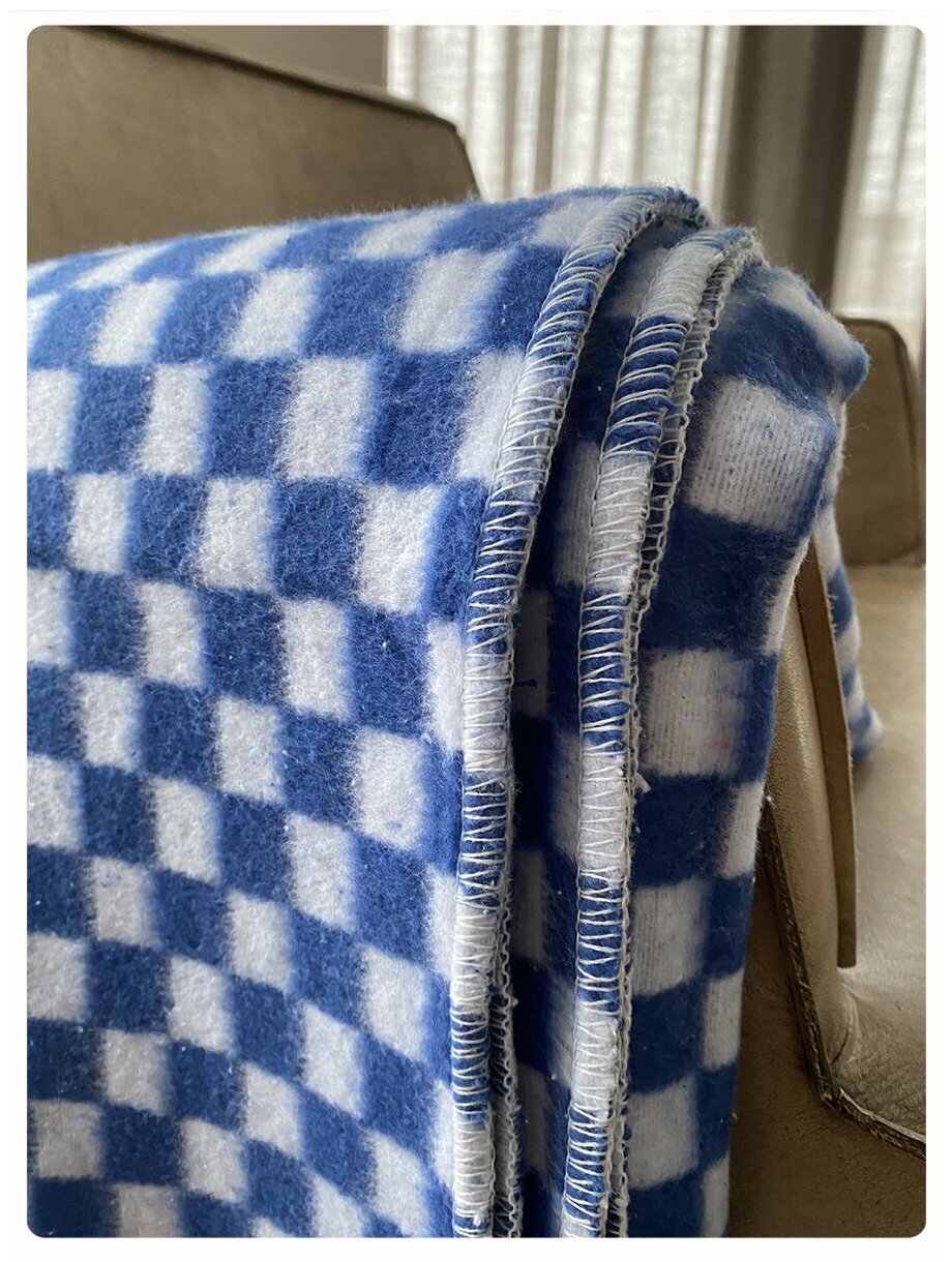 Одеяло байковое 1,5 спальное 140х205 см (синяя клетка) - фотография № 3