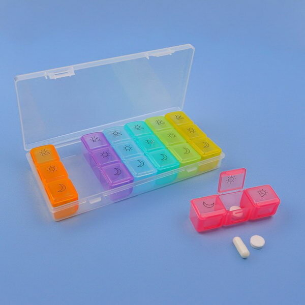 Таблетница - органайзер "Неделька", съёмные ячейки, утро/день/вечер, 17.4 x 8.2 x 2.5 см, 7 контейнеров по 3 секции, разноцветная