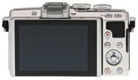 Фотоаппарат со сменной оптикой Olympus Pen E-PL7 Kit