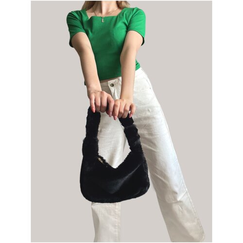 фото Плюшевая сумка levofi