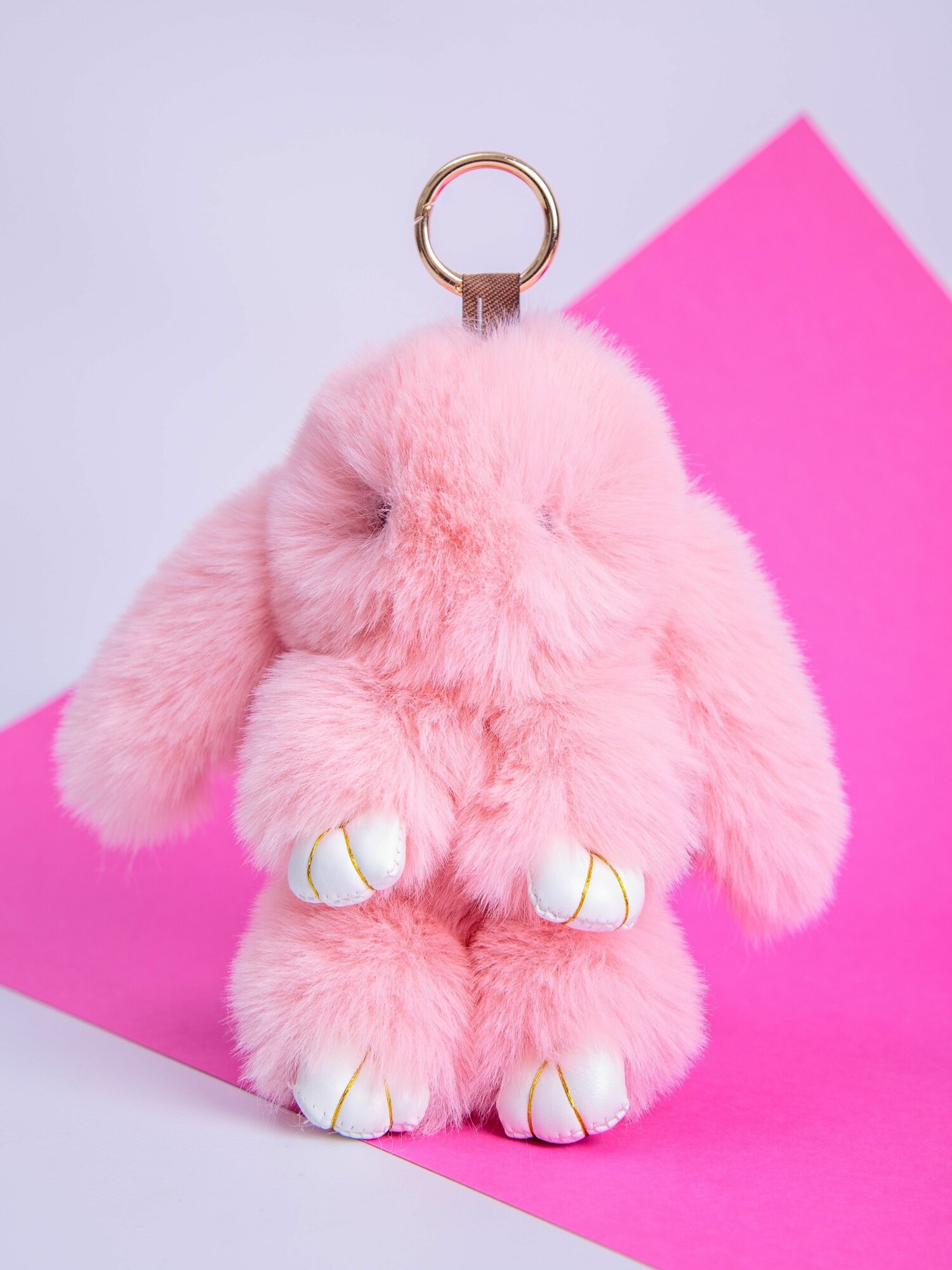Брелок игрушка для ключей и сумок кролик из меха 