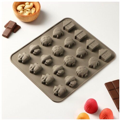 Форма для украшений Лесная сказка силикон 221915 см 20 ячеек цвет серый 778₽