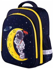 Ранец ортопедический школьный Brauberg для мальчика, Kids Standard, 2 отделения, "Spaceman", светящийся, 36х28х14 см