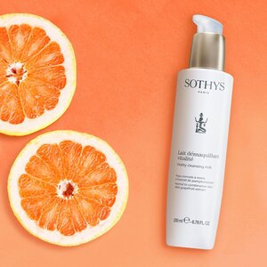 Sothys, Очищающее молочко для умывания лица и снятия макияжа для нормальной и комбинированной кожи Vitality Cleansing Milk, 200 мл.