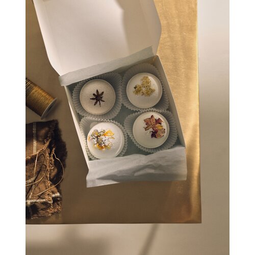 Подарочный набор бомбочек для ванны Botanic Garden подарочный набор ароматических бальзамов для тела 4 шт botanic garden
