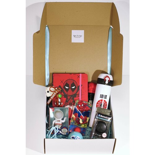 Подарочный набор детский Box2You / Игрушки для мальчиков Marvel / Подарок на день рождения 8 предметов