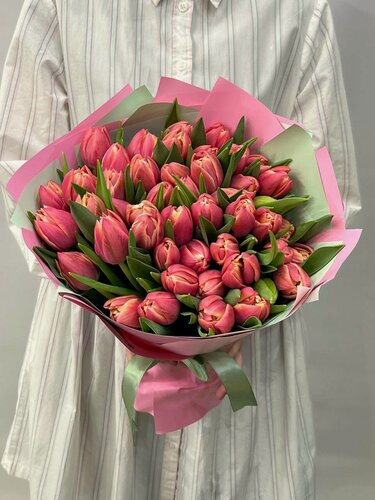 Изображение товара Букет Romashka Flowers «Весенний Стих», пионовидные тюльпаны, 15 штук, высота 50 см