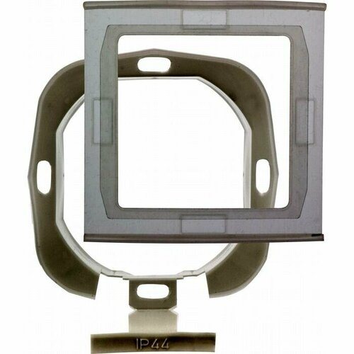 Фланец уплотнительный Berker IP44 10107200 1379₽