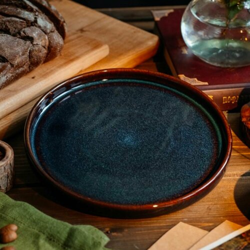 Скандинавская плоская тарелка ручной работы VELES «Полночь Волшебства», фарфор, 24 см