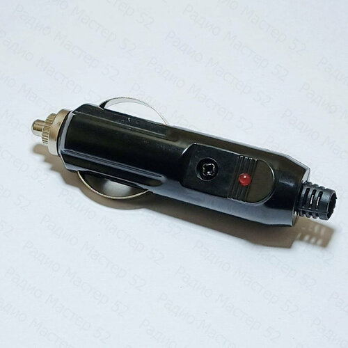 Штекер в прикуриватель с индикатором и предохранителем карболит черный 12V24V 450₽