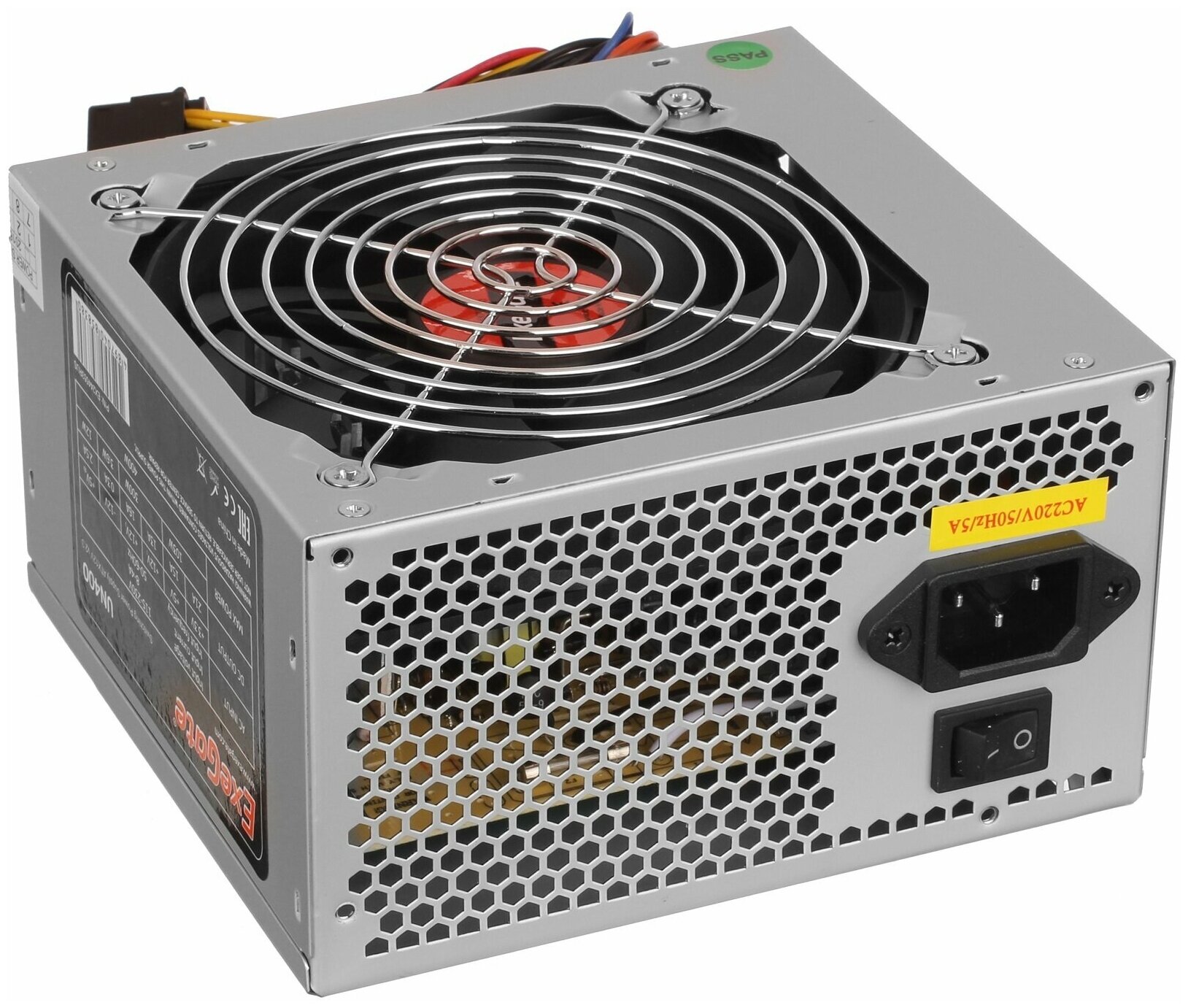 Блок питания ATX Exegate ES261570RUS-S 600W, SC, 12cm fan, 24p+4p, 6/8p PCI-E, 3*SATA, 2*IDE, FDD + кабель 220V с защитой от выдергивания - фото №1