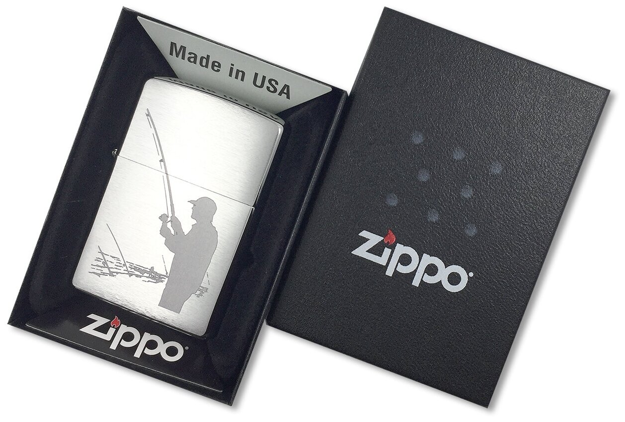 Оригинальная бензиновая зажигалка ZIPPO 200 Fisherman с покрытием Brushed Chrome - Рыбак - фотография № 4