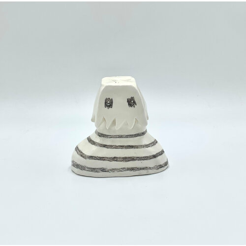 Керамическая скульптура ручной работы 