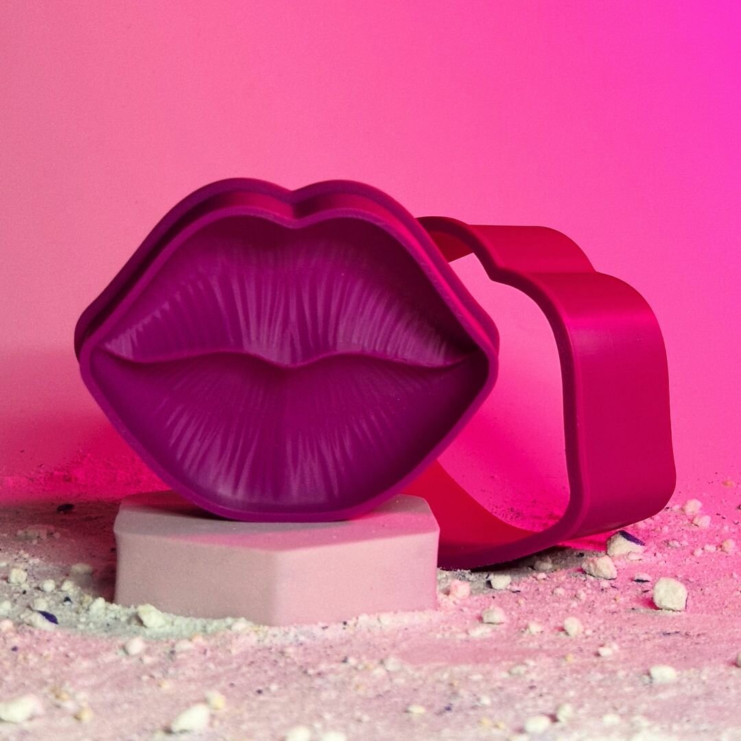 3D форма для бомбочек Губы — фото 1