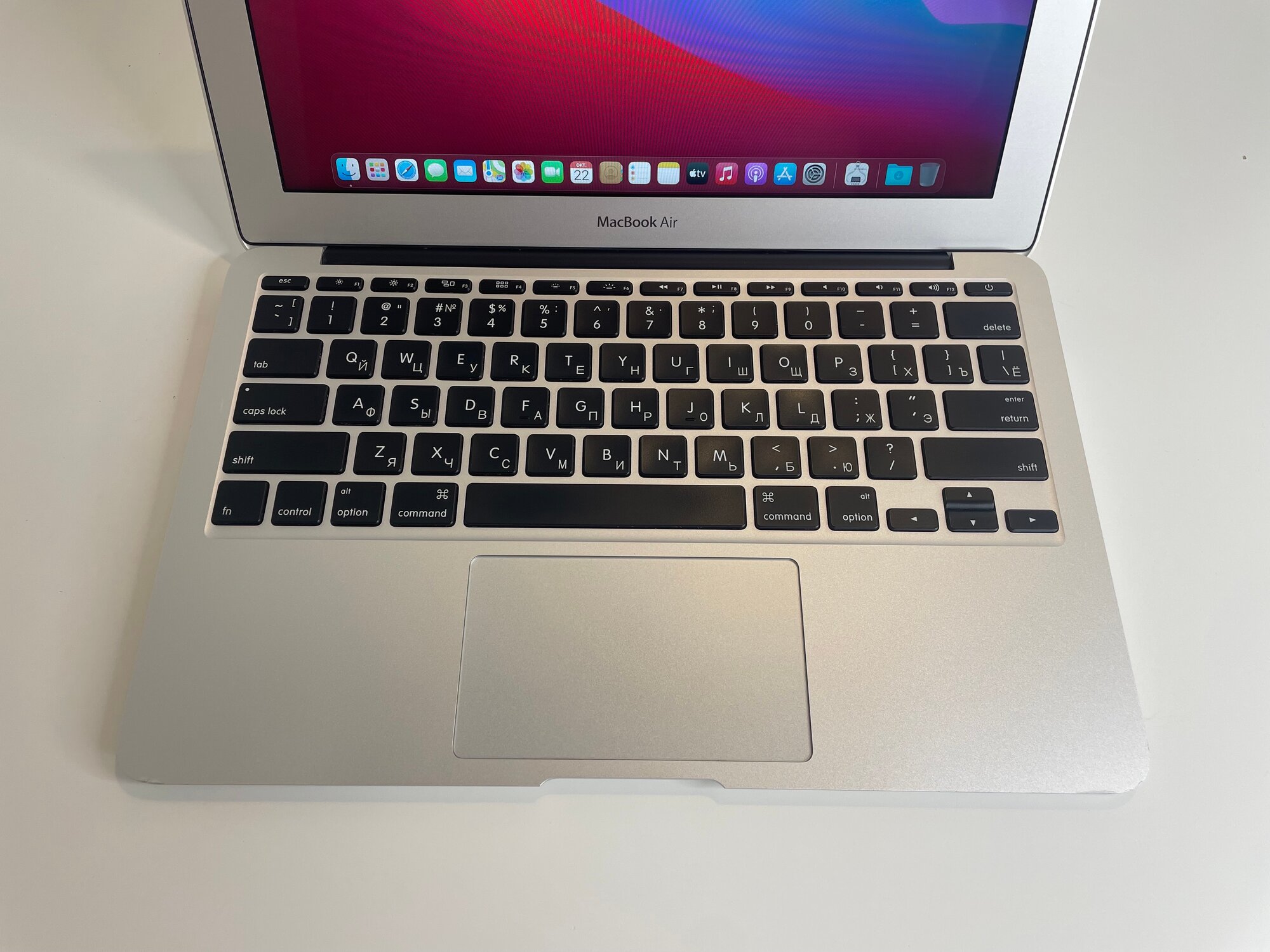 Apple MacBook Air 11 Early 2014 Intel Core i5 1.40Ghz, RAM 4 gb