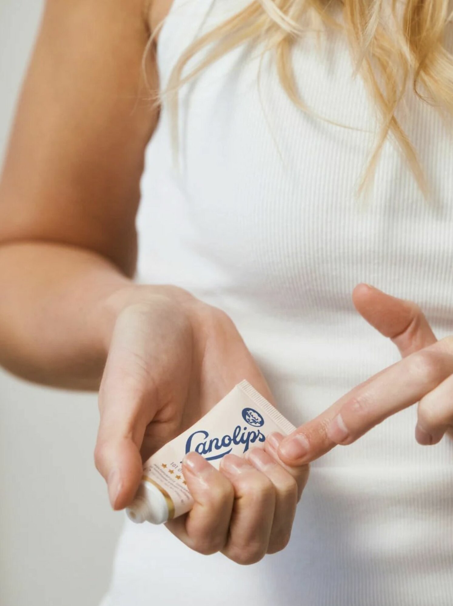 Косметика Для Кормящих Lanolips Многофункциональный бальзам The Original 101 Ointment Multipurpose Superbalm 15 г